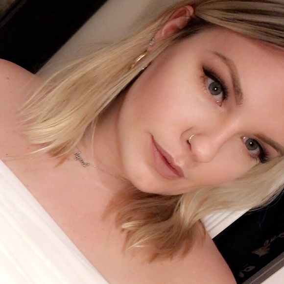 Meet your Posher, Allison - Picture 4 of 4